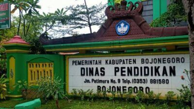 Kantor Dinas Pendidikan Bojonegoro. (Foto : Mila Arinda/Tugu Jatim)