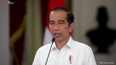 Presiden RI Joko Widodo saat menyampaikan duka cita atas gugurnya 53 prajurit TNI AL di KRI Nanggala-402. (Foto: Dokumen/Sekretariat Presiden)