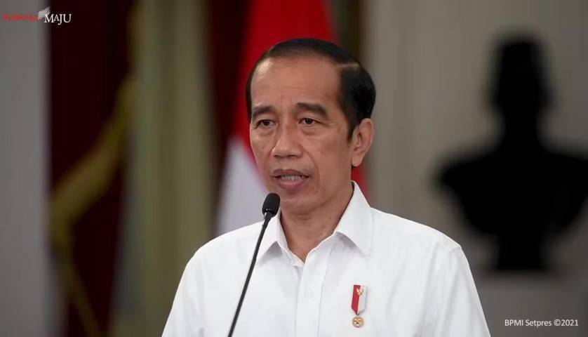 Presiden RI Joko Widodo saat menyampaikan duka cita atas gugurnya 53 prajurit TNI AL di KRI Nanggala-402. (Foto: Dokumen/Sekretariat Presiden)