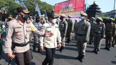 Wali Kota Malang Sutiaji bersama Forkopimda Kota Malang saat memimpin Apel Kesiapan Pengamanan Pelarangan Mudik, Senin (26/4/2021). (Foto/Humas Pemkot Malang)