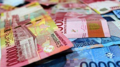 Ilustrasi uang rupiah dan tunjangan hari raya. (Foto: Pixabay) pemkab bojonegoro disnaker bojonegoro