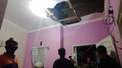 Akibat Gempa Blitar 6,2 Magnitudo, Plafon Rumah Warga di Kota Malang Jebol