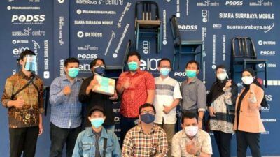Tugu Media Group dan Paragon Kunjungi Megahnya Kantor Suara Surabaya hingga Sharing Lumbung Data
