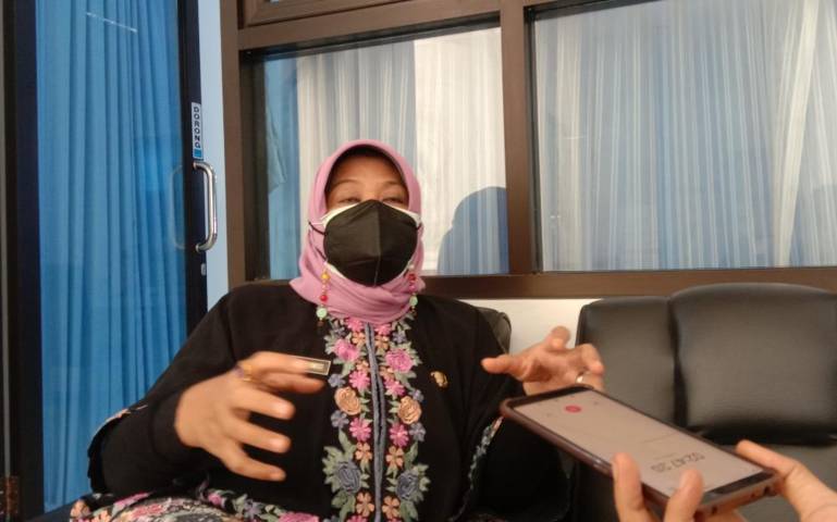 Kepala Dinas Sosial Perlindungan Perempuan dan Anak Kabupaten Trenggalek Ratna Sulistyowati. (Foto: Zamzuri/Tugu Jatim)