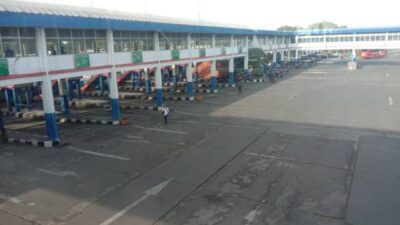 Terminal Purabaya (Bungurasih) Surabaya, Selasa (04/05/2021).(Foto: Dimas Ari/Tugu Jatim)