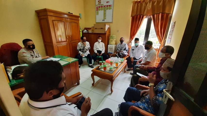 Cegah Covid-19, Polres Bojonegoro Larang Sekolah Adakan Pesta Perpisahan 3 Polres Bojonegoro larang adanya pesta perpisahan sekolah. (Foto: Humas Polres Bojonegoro)