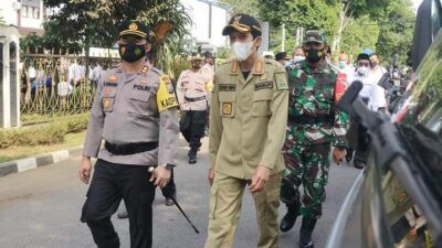 Wakil Bupati Trenggalek Syah M. Natanegara saat menghadiri apel antisipasi pemudik, Rabu (5/5/2021). (Foto: M Zamzuri/Tugu Jatim)