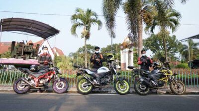 Komunitas Honda CB150R Malang menggelar kopdar dan riding bareng ke tempat-tempat ikonik di Kota Malang, Minggu (1/5/2021). (Foto: MPM Honda Motor)