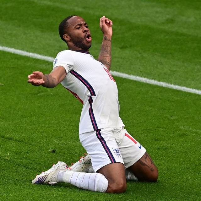 Raheem Sterling saat selebrasi setelah mencetak gol ke gawang Ceko. (Foto: IG Euro 2020/Tugu Jatim)