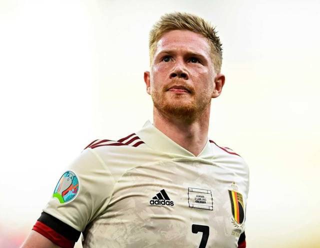 Pemain Belgia, Kevin De Bruyne saat berselebrasi usai membobol gawang Denmark pada laga Denmark vs Belgia di ajang Euro 2020, Kamis (17/6/2021). (Foto: Instagram/belgianreddevils)