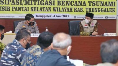 Wakil Bupati Trenggalek, Syah Muhamad Nata Negara dalam agenda antisipasi dan mitigasi bencana potensi tsunami di Kabupaten Trenggalek, Jumat (4/6/2021). (Foto: M Zamzuri/Tugu Jatim)