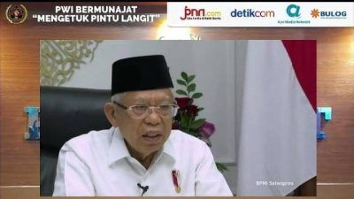 Wakil Presiden RI KH Ma’ruf Amin saat melakukan sambutan dalam acara PWI Bermunajat “Mengetuk Pintu Langit” pada Sabtu (24/07/2021) secara virtual. (Foto: Mila Arinda/Tugu Jatim)