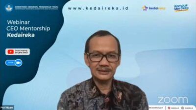 Ditjen Dikti Prof Ir Nizam MSc DIC PhD dalam acara Webinar CEO Mentorship Batch II pada Senin (05/07/2021).(Foto: Rizal/Tugu Jatim)