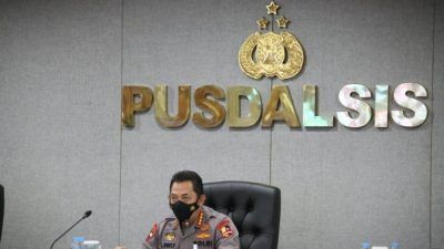 Kapolri Jenderal Listyo Sigit Prabowo menginstruksikan kepada seluruh jajaran kepolisian untuk melakukan pendampingan percepatan penyerapan anggaran penanggulangan pandemi Covid-19. (Foto: Polrestabes Surabaya/Tugu Jatim)