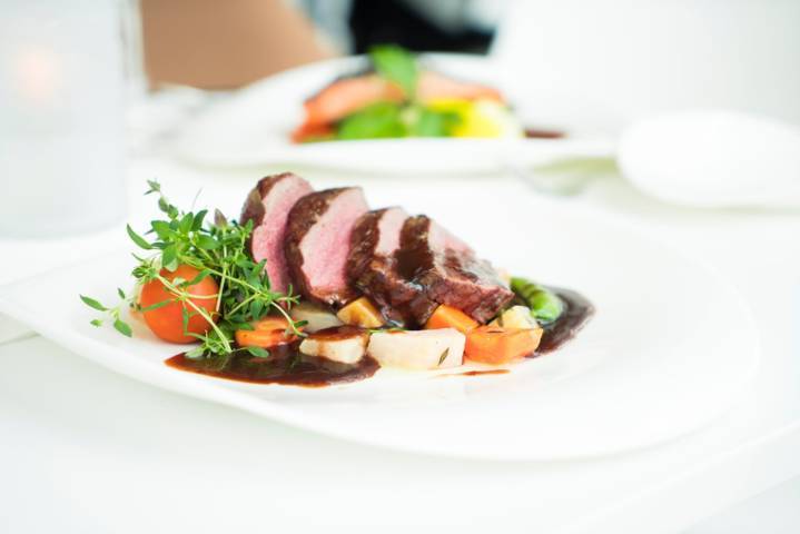 6 Tips Konsumsi Daging agar Tak Alami Kolesterol dan Obesitas 1 Ilustrasi olahan daging. (Foto: Pexels/Tugu Jatim)