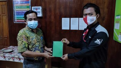 Acara peresmian Ruang Baca oleh Posko II KKN Kebangsaan Dusun Simpang Kiri, Desa Pematang Rahim, Kecamatan Mendahara Ulu, Kabupaten Tanjung Jabung Timur/tugu jatim