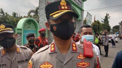 Kapolres Malang, AKBP Bagoes Wibisono saat memberikan keterangan terkait anak Kades Gading di Bululawang, Malang sebagai tersangka. (Foto: M Sholeh/Tugu Malang/Tugu Jatim) kades