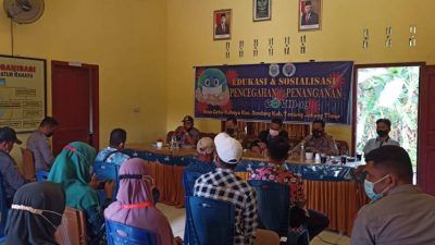 Gelaran sosialisai yang digelar oleh mahasiswa KKN Kebangsaan Posko XIII dan Pemdes Catur Rahayu di Desa Catur Rahayu, Kecamatan Dendang, Kabupaten Tanjung Jabung Timur, Provinsi Jambi pada 5 Agustus 2021 lalu. (Foto: Dokumen) tugu jatim