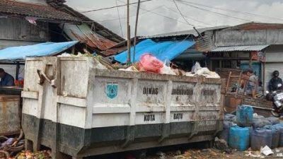 Ilustrasi tempat pembuangan sampah sementara. (Foto: M Sholeh/Tugu Malang/Tugu Jatim) pemkot batu, tpst 3r