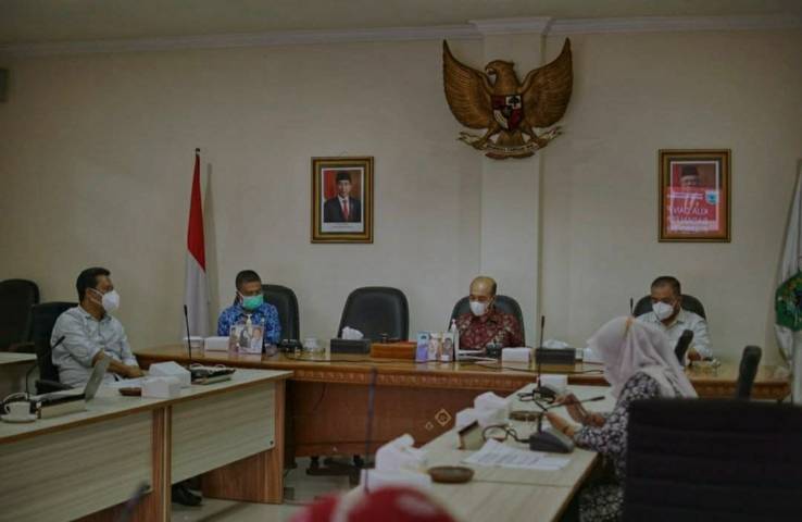 Suasana rapat koordinasi perampungan ranperda di DPRD Kota Batu. (Foto: DPRD Kota Batu/Tugu Jatim)