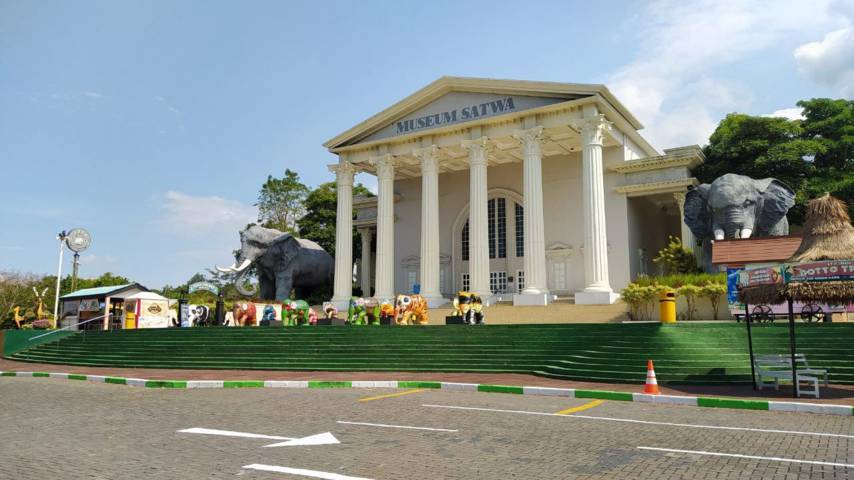 Museum Satwa Jatim Park 2, salah satu destinasi wisata yang mendapat rekomendasi uji coba pembukaan meski masih PPKM Level 3. (Foto:M. Ulul Azmy/Tugu Malang/Tugu Jatim)