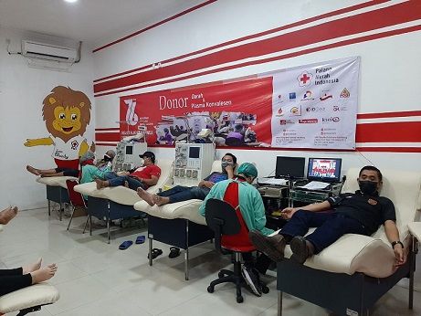 Kegiatan donor darah dan screening donor plasma konvelesen di UDD PMI Kota Malang