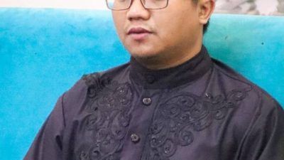 YouTuber sekaligus Pengasuh Pondok Pesantren (Ponpes) Thoriqul Jannah Ngajum, Kabupaten Malang, Idris Al-Marbawy alias Gus Idris yang kerap membuat konten kontroversial. (Foto: IG Gusidris Official) tugu jatim