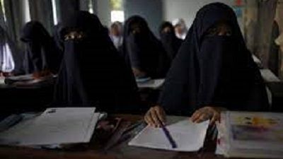 Taliban Izinkan Perempuan Afghanistan Belajar hingga Universitas