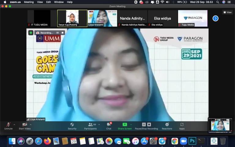 Redaktur Pelaksana Tugu Malang, Lizya Kristanti saat pemaran materi jurnalistik di gelaran Tugu Media Goes to Campus di UMM yang digelar secara virtual, Rabu (29/9/2021). (Foto: Dokumen) tugu jatim