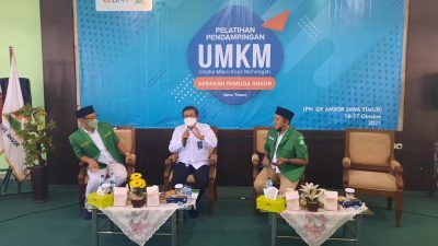 Acara Pelatihan Pendampingan Usaha Mikro, Kecil, dan Menengah (UMKM) guna meningkatkan kualitas kader GP Ansor yang digelar di Aula Grha PW GP Ansor Jatim, Sabtu (16/10/2021).(Foto: Dokumen/Tugu Jatim)