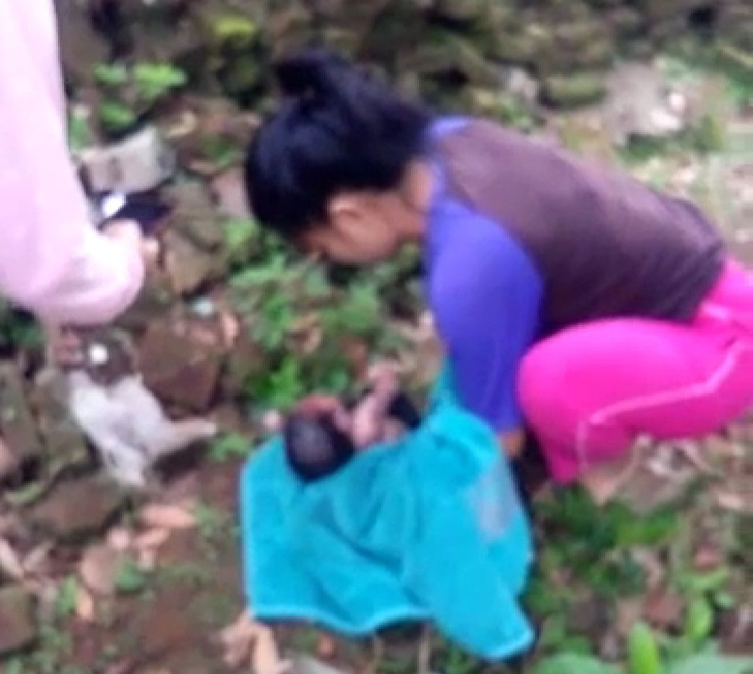 Kondisi bayi yang dibuang di Tumpang, Kabupaten Malang. (Foto: Istimewa/Tugu Jatim)