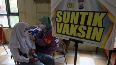 Terkendala Komorbid, Vaksinasi Pelajar di Kota Malang Hanya 99 Persen