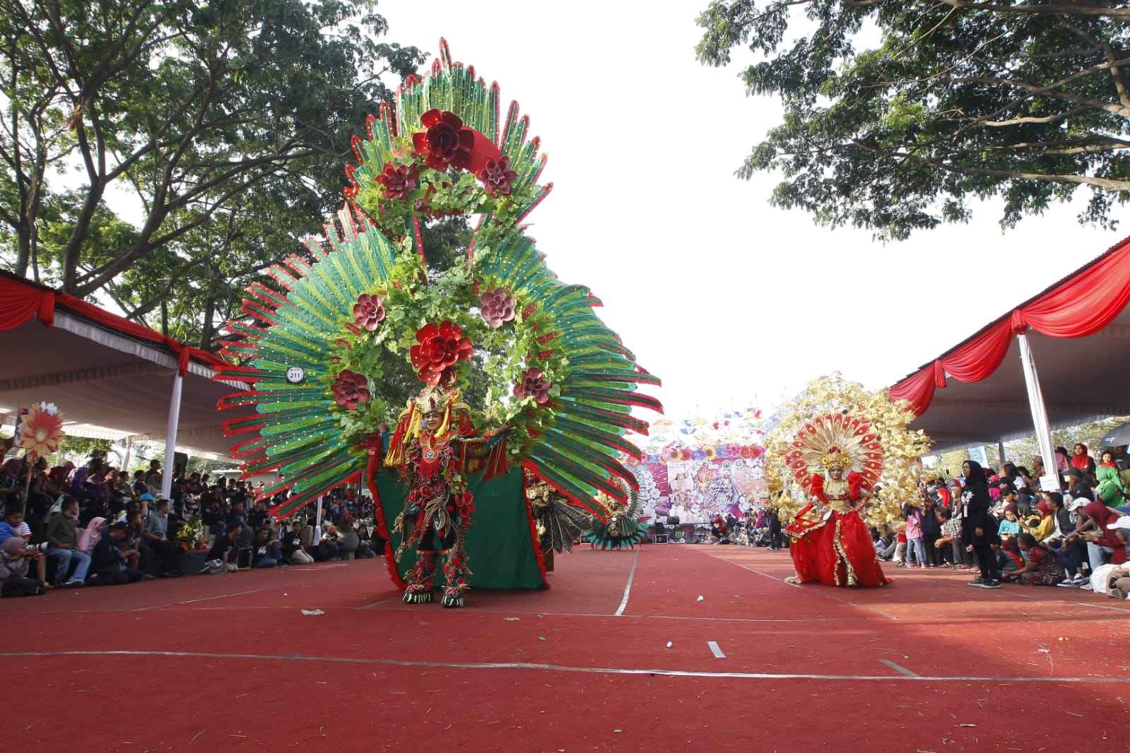 Malang Flower Carnival  (MFC) yang diselenggarakan di Jalan Ijen, Kota Malang, sebelum pandemi Covid 19. (Foto: Bayu Eka/Tugu Malang/Tugu Jatim)