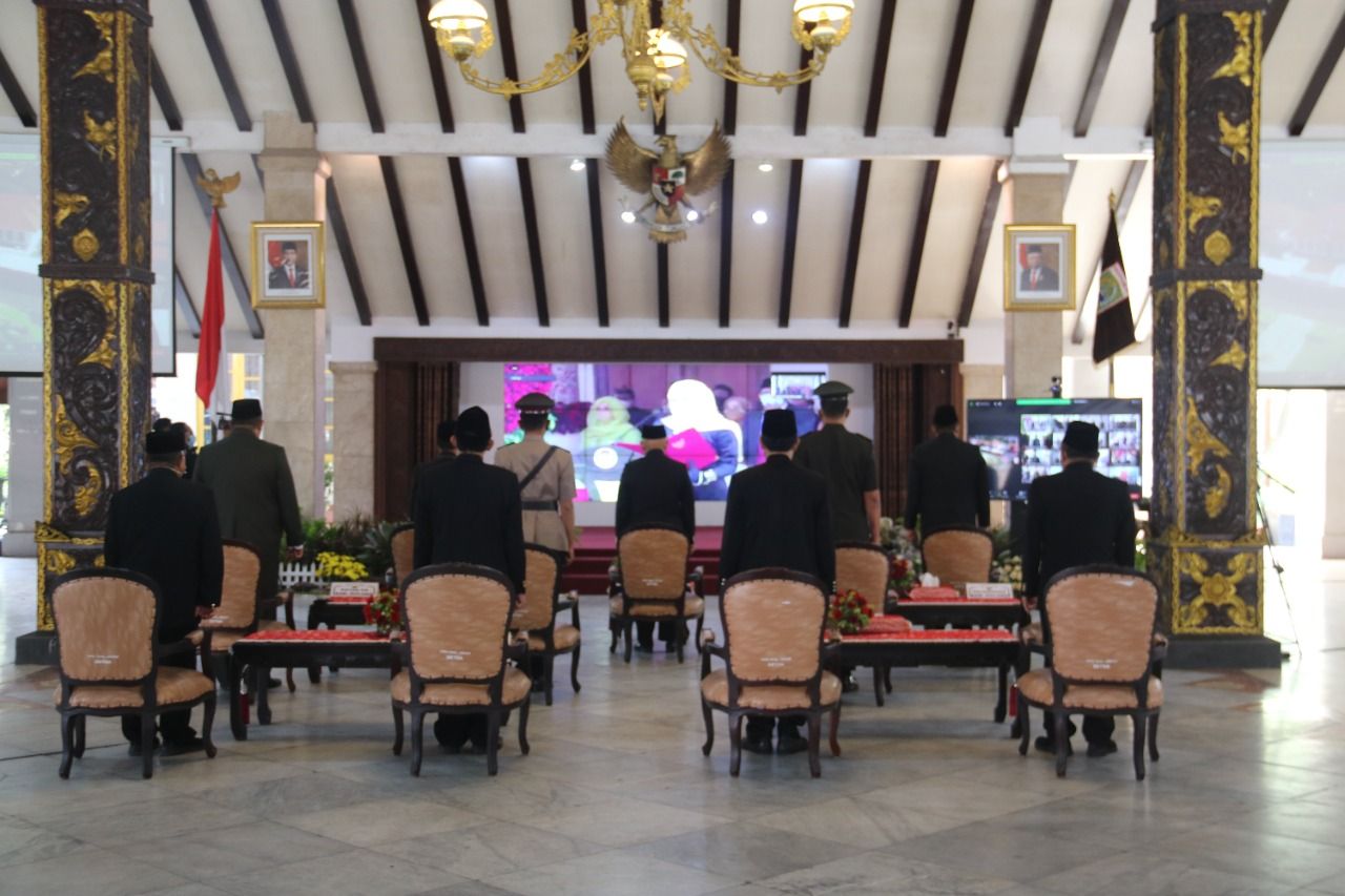 Suasana upacara saat memperingati HUT ke-76 Provinsi Jatim di Kabupaten Malang, Rabu (13/10/2021). (Foto: Rizal Adhi Pratama/Tugu Malang/Tugu Jatim)