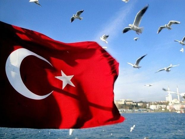 Bendera Turki/tugu jatim