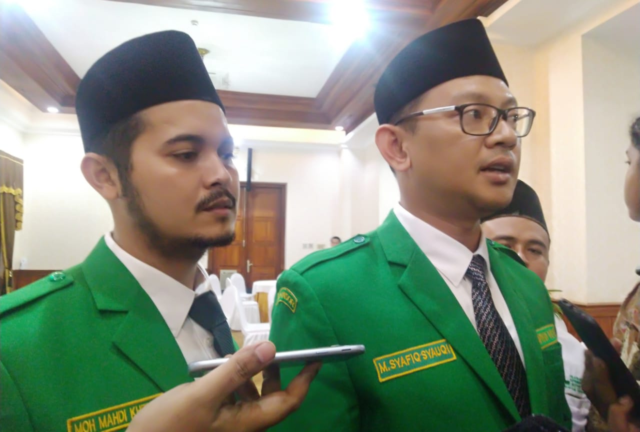 Ketua PW Ansor Jatim M. Syafiq Syauqi (kanan) dan Wakil Ketua Mahdi El Kherid dalam sebuah kesempatan./tugu jatim