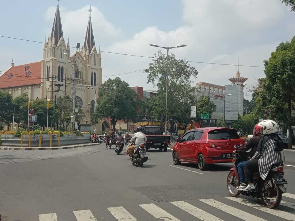 Ilustrasi jalur lalu lintas di Kota Malang. (Foto: M. Sholeh/Tugu Malang/Tugu Jatim)