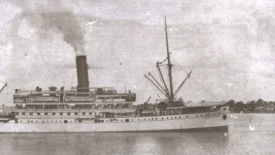 Kapal Van Der Wicjk yang tenggelam pada tahun 1936 silam di Perairan Brondong, Lamongan.