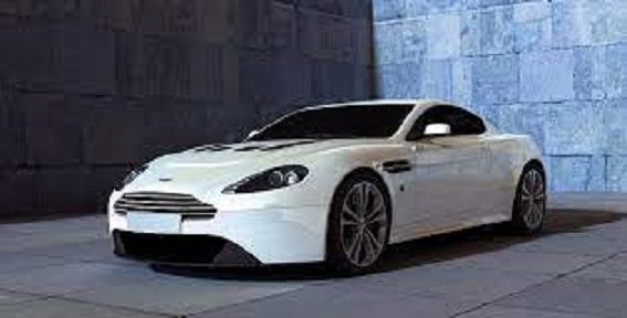 Aston Martin Vanquish/tugu jatim