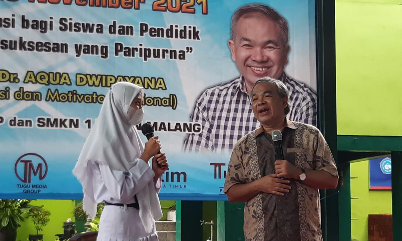 Dr Aqua Dwipayana.(Foto: Aisyah Nawangsari Putri/Tugu Malang/Tugu Jatim)