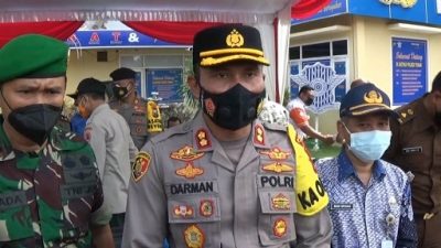 Kapolres Tuban, AKBP Darman, saat ditemui awak media usai gelar pasukan operasi lilin Semeru 2021