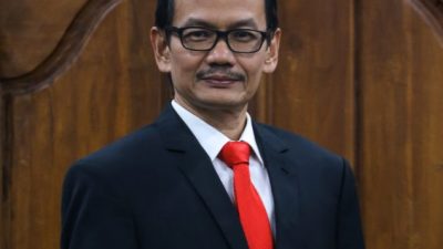 Prof Ir Nizam MSc DIC PhD IPU Asean Eng, Plt Dirjen Diktiristek