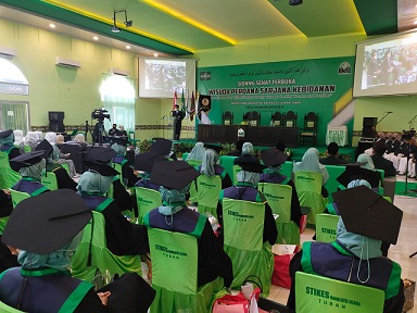 Perdana, IIKNU Tuban Mewisuda 37 Mahasiswa Prodi S1 Ilmu Kebidanan 2 67513cdd 4024 4282 b1f0 0a935dc95cb3