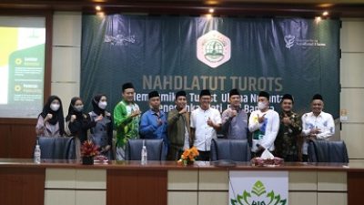 Acara seminar Seminar Nasional Nahdlatut Turots di UIN Raden Intan Bandar Lampung.