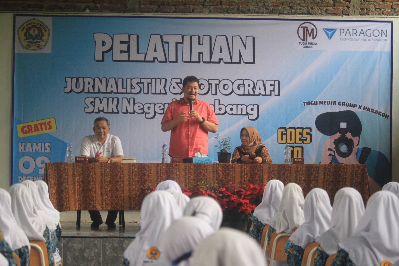 Pelatihan jurnalistik. (Foto: Laoh Mahfud/Tugu Jatim)