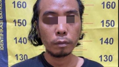 Tersangka Erik seorang residivis kurir sabu saat diamankan Polres Pasuruan.