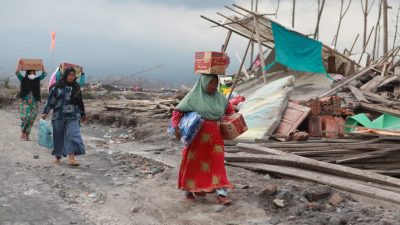 Bantuan Semeru. (Foto: Bayu Eka/Tugu Jatim)