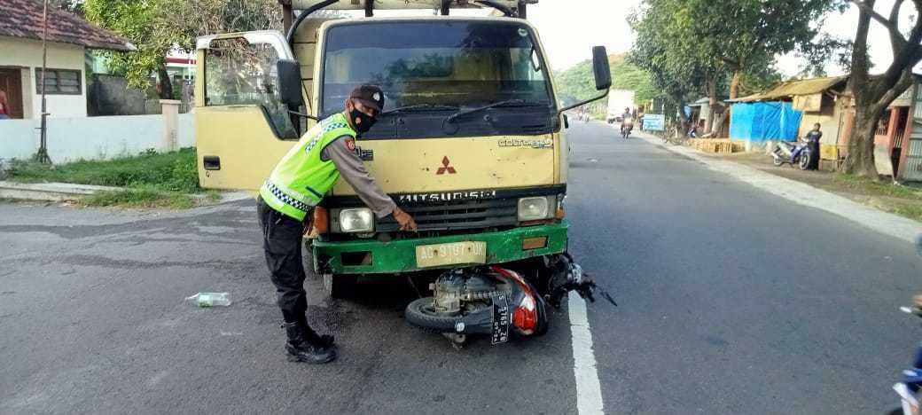 Truk oleng, (Foto: Satlantas Polres Kediri/Tugu Jatim)