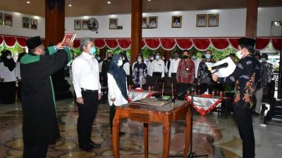 Tenaga PPPK. (Foto: Muhammad Zamzuri/Tugu Jatim)