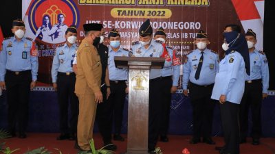 Deklarasi janji kinerja. (Foto: Dokumen/Tugu Jatim)